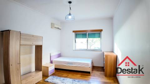 Apartamento T2 para arrendamento em Jugueiros
