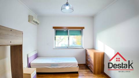 Apartamento T2 para arrendamento em Jugueiros