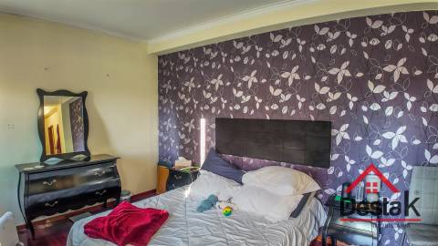 Apartamento T3 para arrendamento na Quinta do Bosque