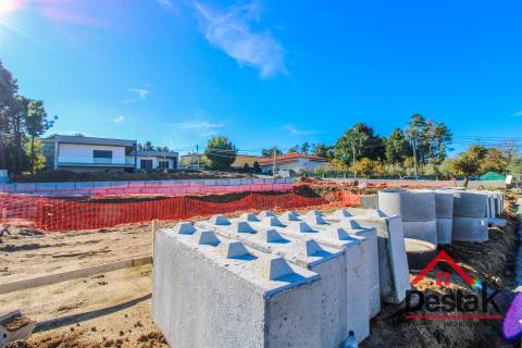 Moradia Isolada V4 em Viseu