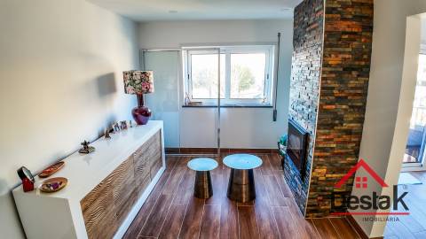 Apartamento T3 sito em Tondela