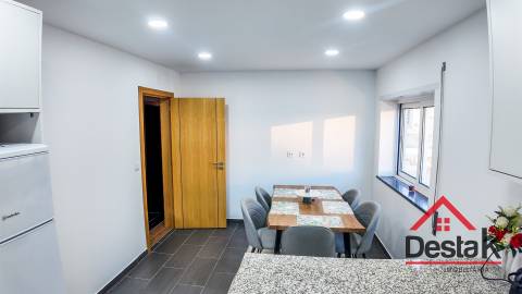 Apartamento T3 sito em Tondela