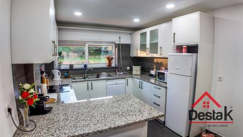 Apartamento T3 sito em Tondela