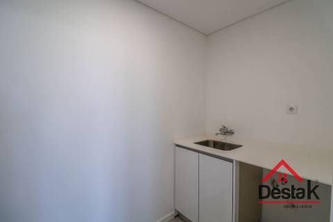 Apartamento T2+2 Duplex na Avenida da Europa