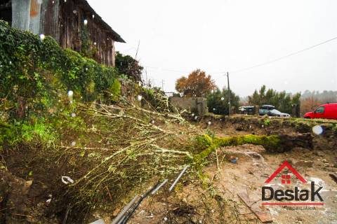 Moradia V3 para venda a 15 min da cidade de viseu