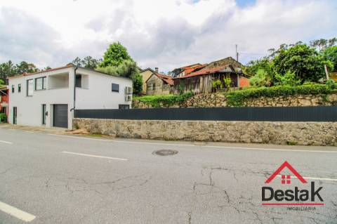 Moradia V3 para venda a 15 min da cidade de viseu