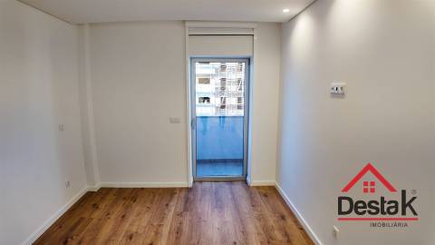 Apartamento T3 junto ao Palácio do Gelo, Viseu