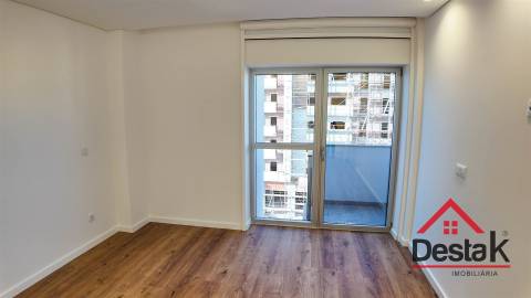 Apartamento T3 junto ao Palácio do Gelo, Viseu