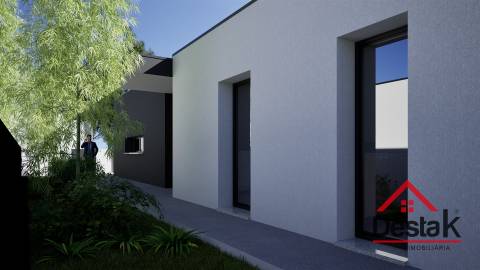 Moradia Isolada V3 em fase de construção