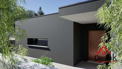 Moradia Isolada V3 em fase de construção