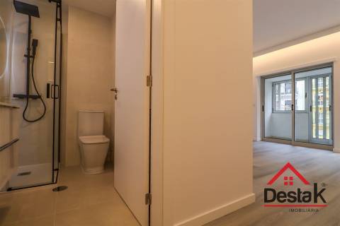 Apartamento T3 Totalmente Remodelado em Marzovelos