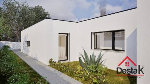 Moradia Isolada V4 em fase de construção