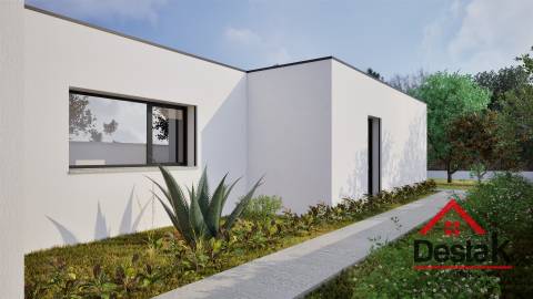 Moradia Isolada V4 em fase de construção