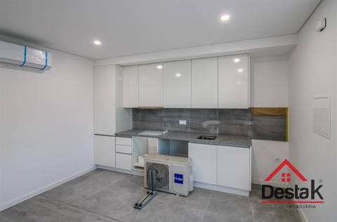 Apartamento T1 para venda em Repeses