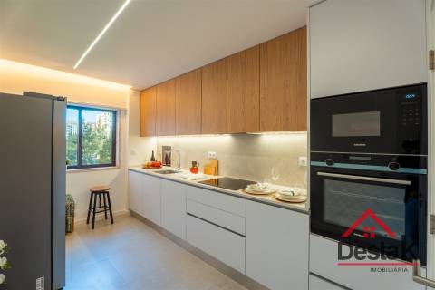 Apartamento T3 Venda em Cacém e São Marcos,Sintra