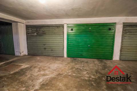 Garagem à venda junto ao centro de Viseu