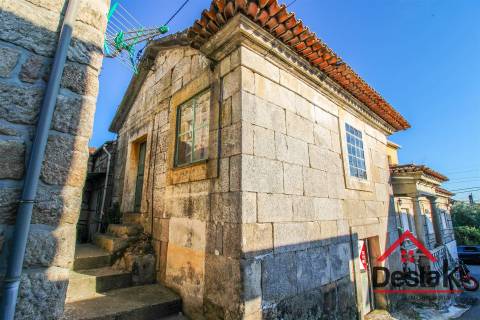 Moradia para restaurar em Viseu