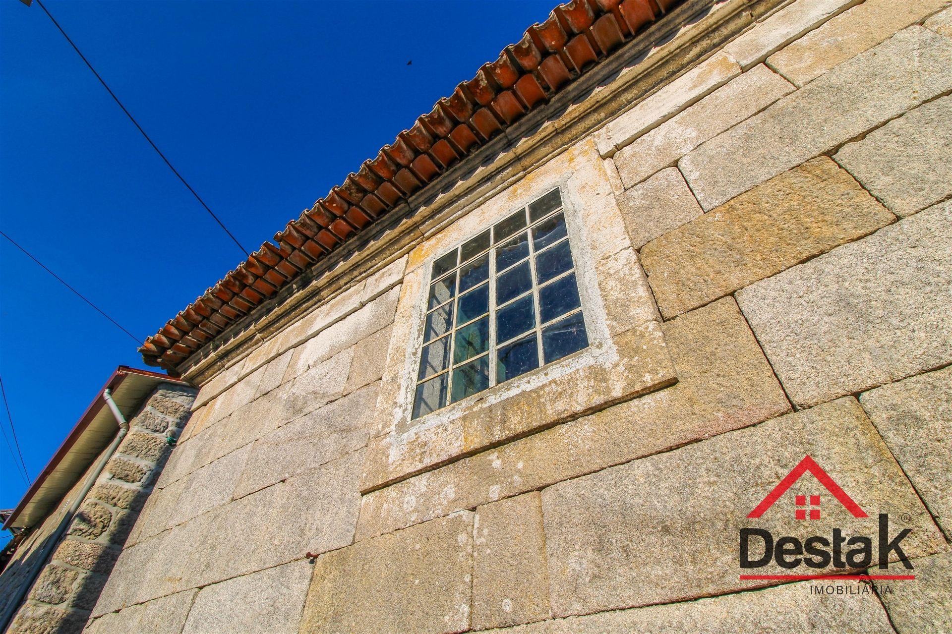 Moradia para restaurar em Viseu