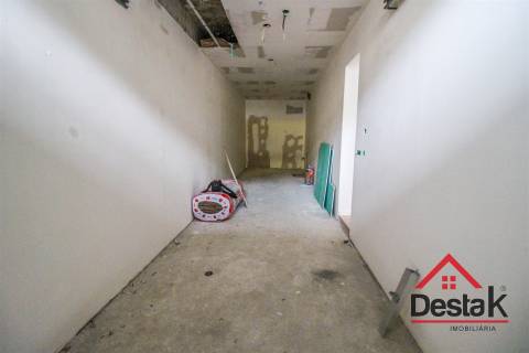 Apartamento T2 remodelado para venda em Viseu