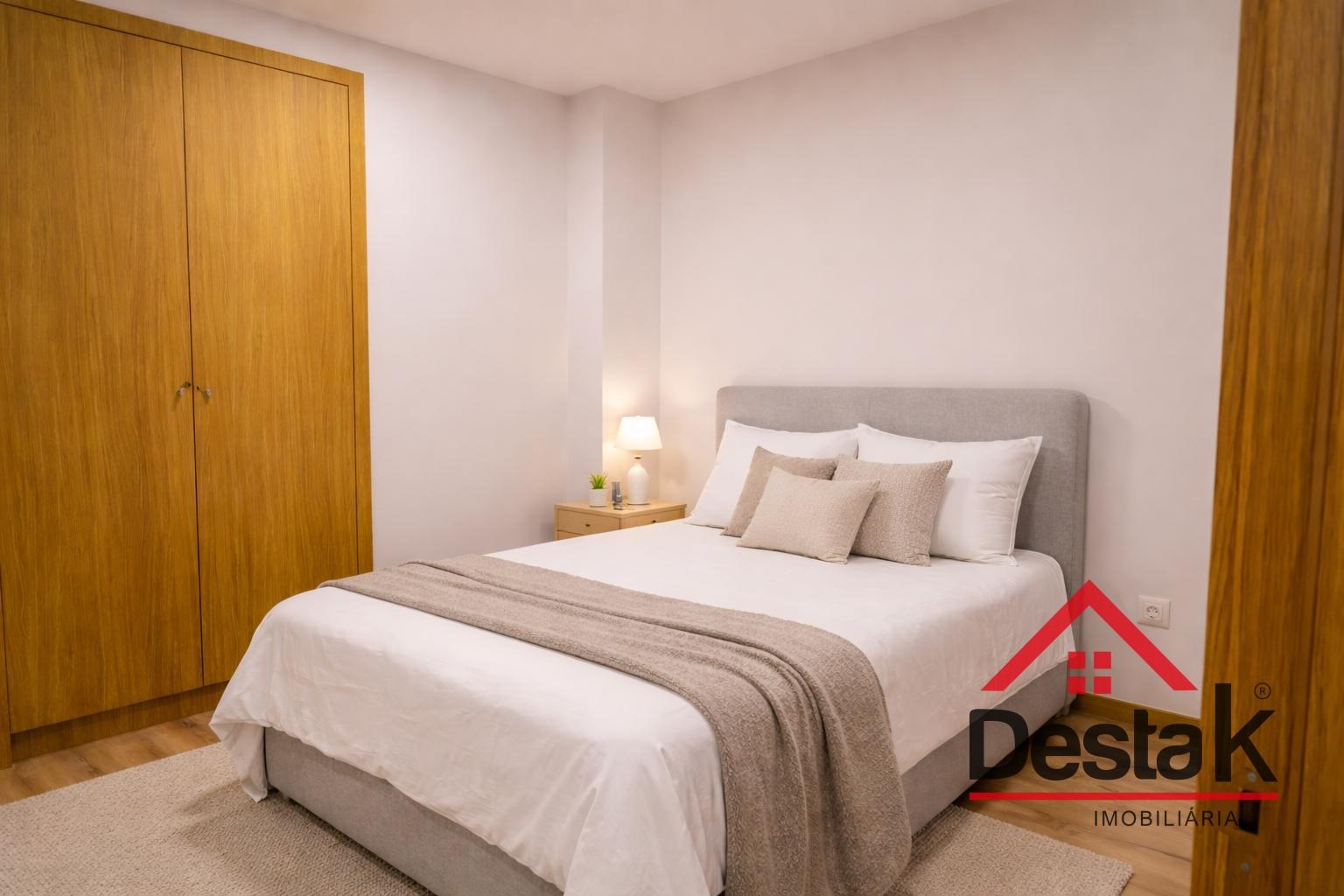 Apartamento T2 remodelado para venda em Viseu