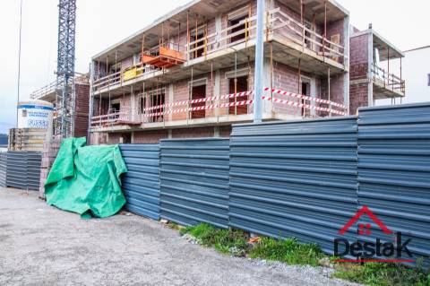 Apartamento T2 duplex em construção