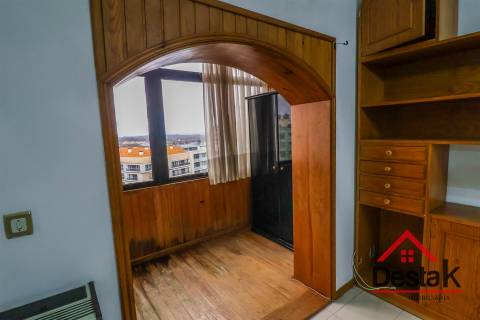 Apartamento T6 mobilado para arrendamento em Viseu