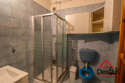 Apartamento T6 mobilado para arrendamento em Viseu