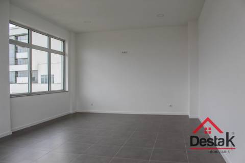 Loja para venda na Av. Dr. Alexandre Alves