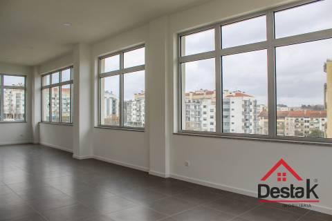 Loja para venda na Av. Dr. Alexandre Alves