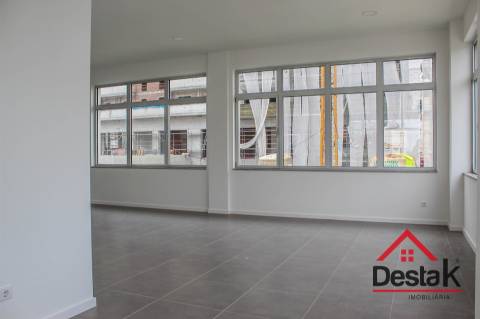 Loja para venda na Av. Dr. Alexandre Alves