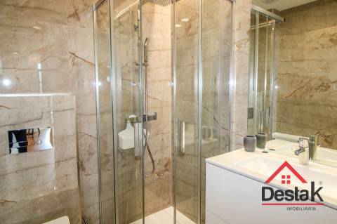 Apartamento T2 Mobilado para Arrendamento em Viseu