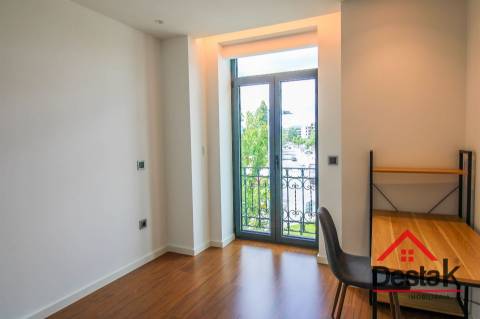 Apartamento T2 Mobilado para Arrendamento em Viseu