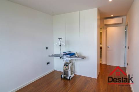 Apartamento T2 Mobilado para Arrendamento em Viseu