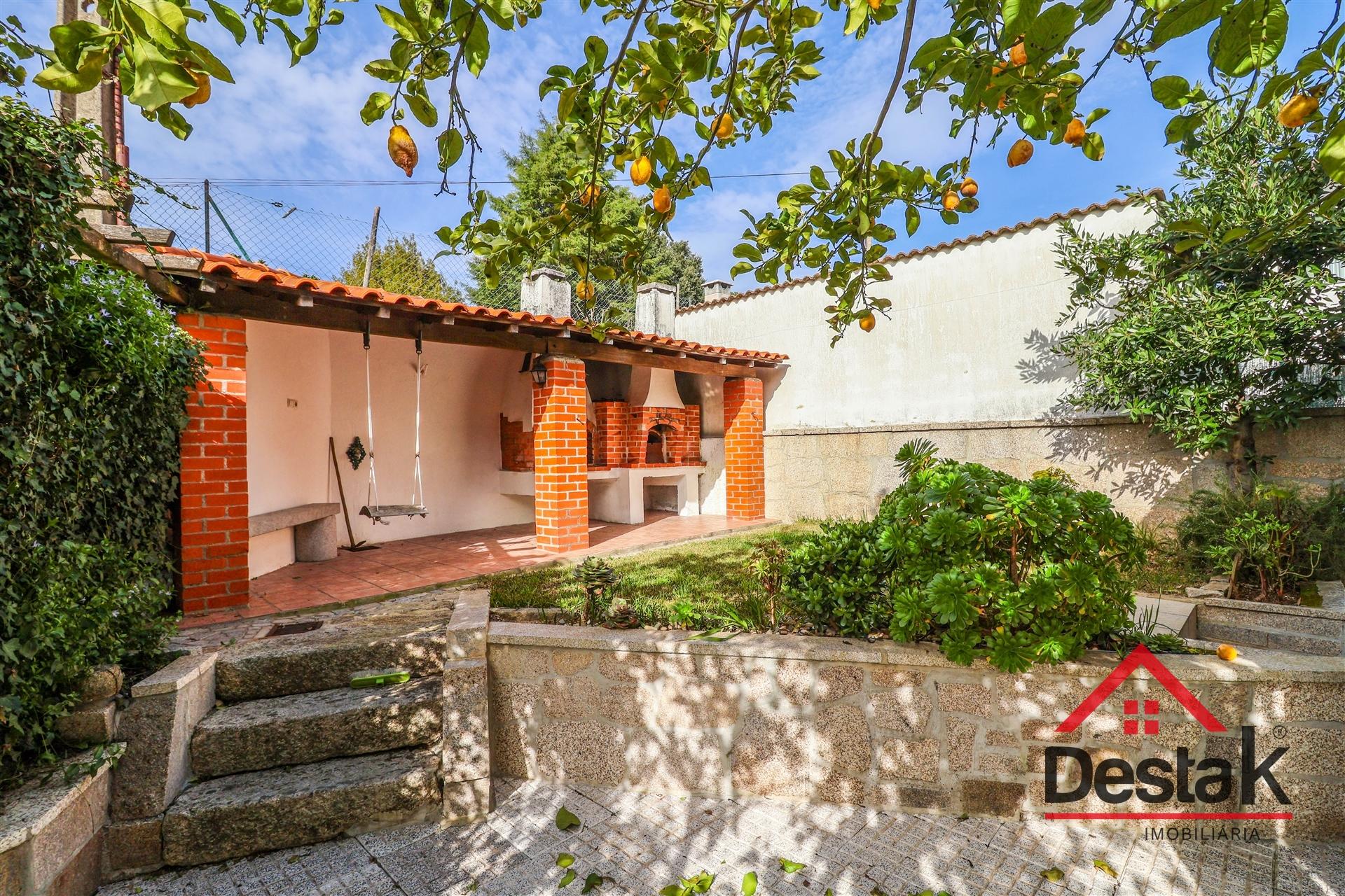 Moradia V3+1 situada no Viso Norte