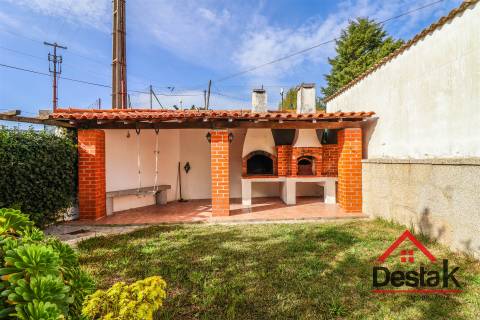 Moradia V3+1 situada no Viso Norte