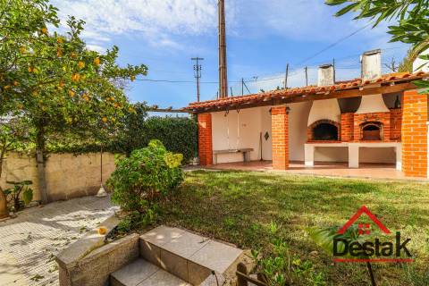 Moradia V3+1 situada no Viso Norte