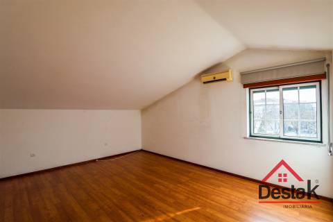 Moradia V3+1 situada no Viso Norte