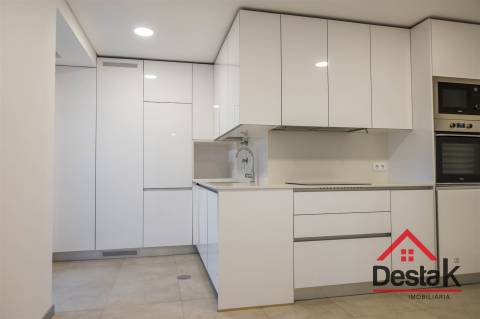 Apartamento T3 para arrendamento em Viseu