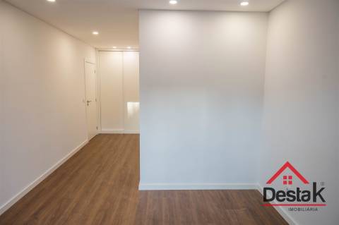 Apartamento T3 junto ao Palácio do Gelo em Viseu