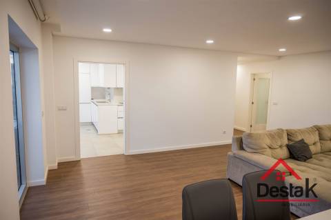 Apartamento T3 junto ao Palácio do Gelo em Viseu