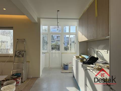 Apartamento T3 Venda em Cacém e São Marcos,Sintra