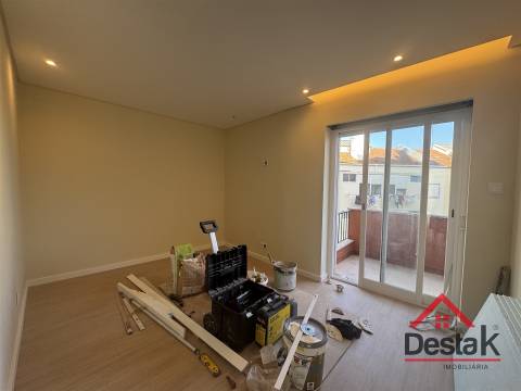 Apartamento T3 Venda em Cacém e São Marcos,Sintra