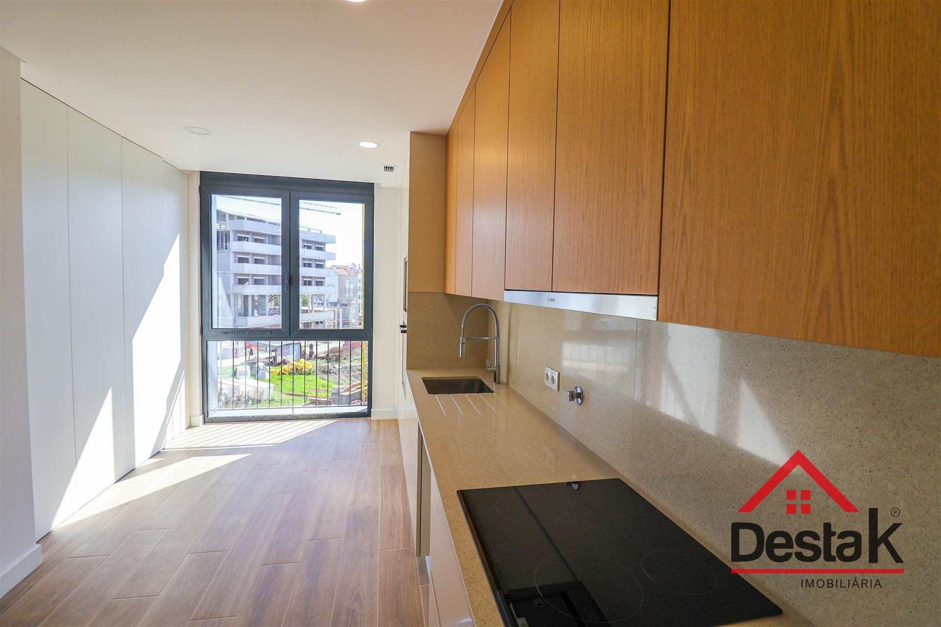 Apartamento T2 Novo para Arrendamento em Viseu