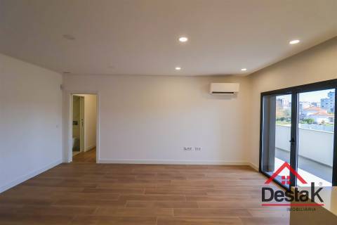 Apartamento T2 Novo para Arrendamento em Viseu