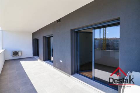 Apartamento T2 Novo para Arrendamento em Viseu