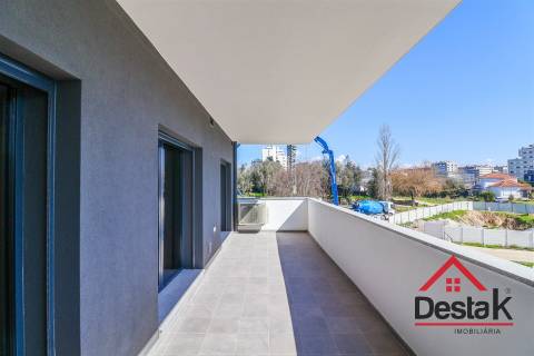 Apartamento T2 Novo para Arrendamento em Viseu