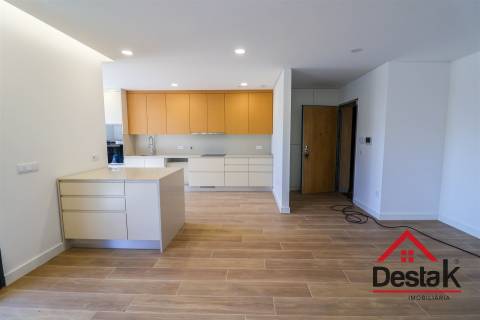 Apartamento T2 Novo para Arrendamento em Viseu