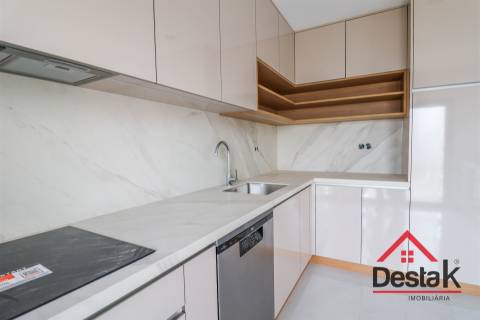 Moradia em Banda V3+1 situada no Campo, Viseu