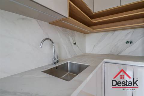 Moradia em Banda V3+1 situada no Campo, Viseu