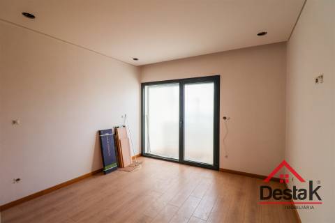 Moradia em Banda V3+1 situada no Campo, Viseu